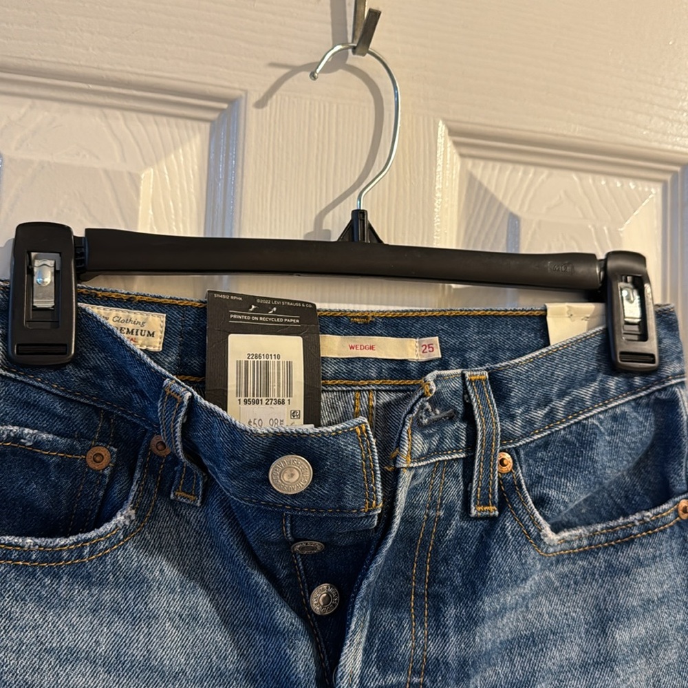 Levi’s Jeans